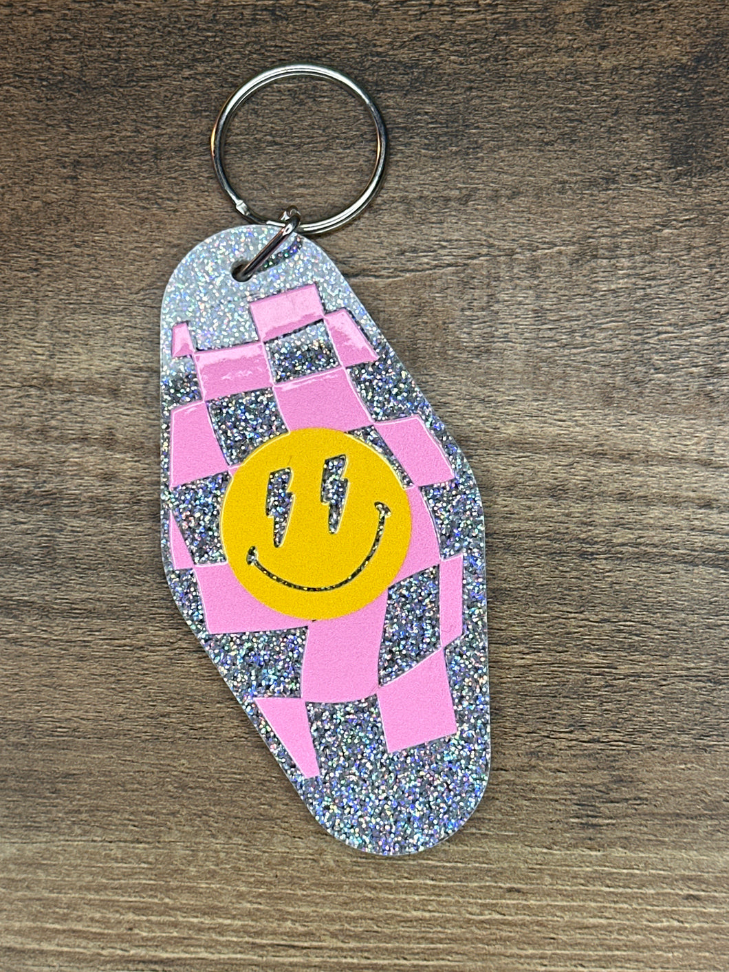 Checker Smiley Hotel Keychain